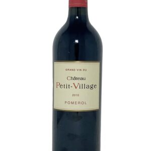 Image représentant une bouteille de vin rouge de Bordeaux provenant du Château Petit-Village.