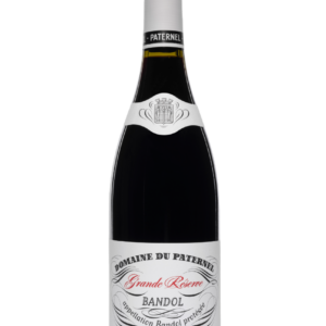 Photographie mettant en avant une bouteille de vin du Domaine du Paternel Bandol Rouge.