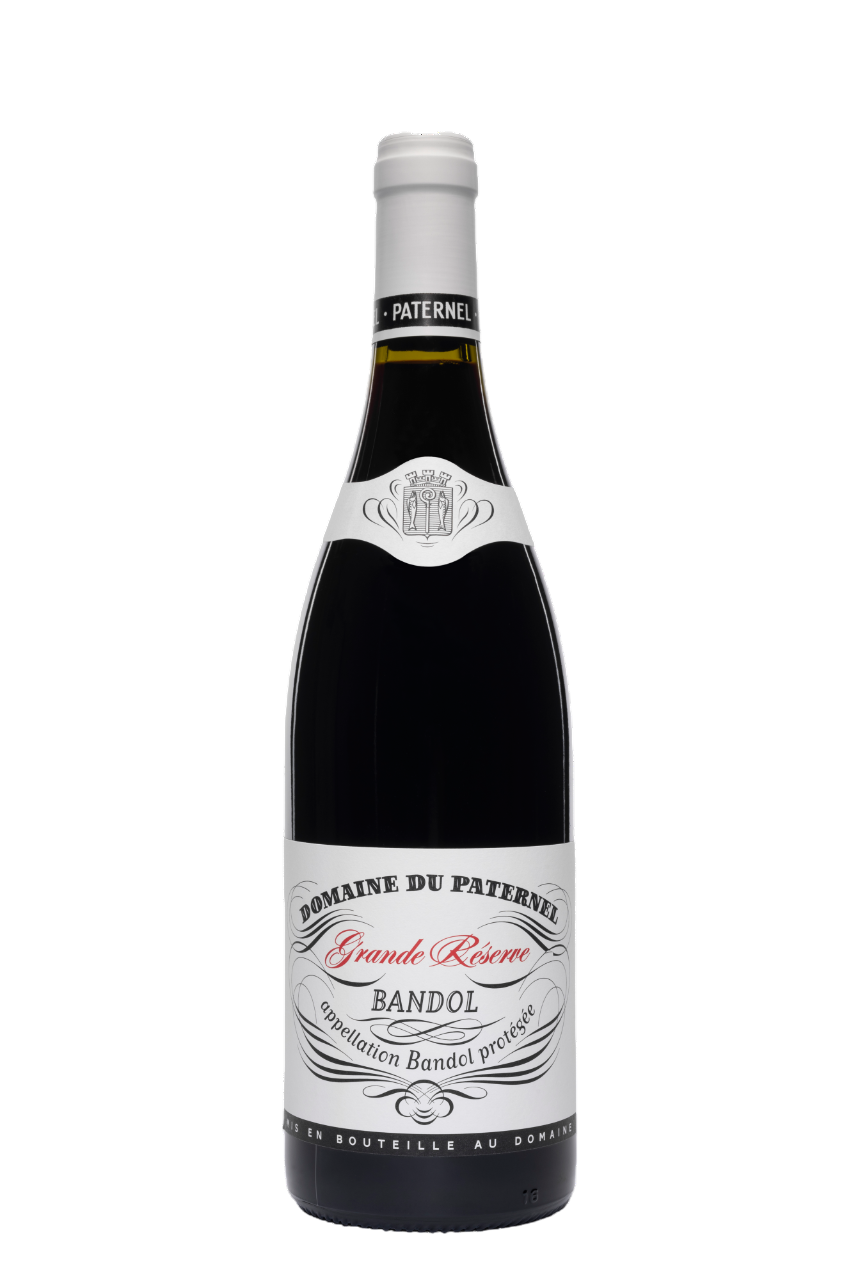 Photographie mettant en avant une bouteille de vin du Domaine du Paternel Bandol Rouge.